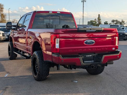 Used 2019 Ford F250 Lariat image 6