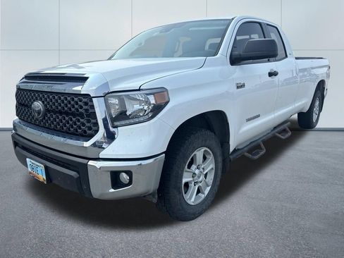 Used 2020 Toyota Tundra SR5 w/ SR5 Upgrade Package AWD/4WD image 3