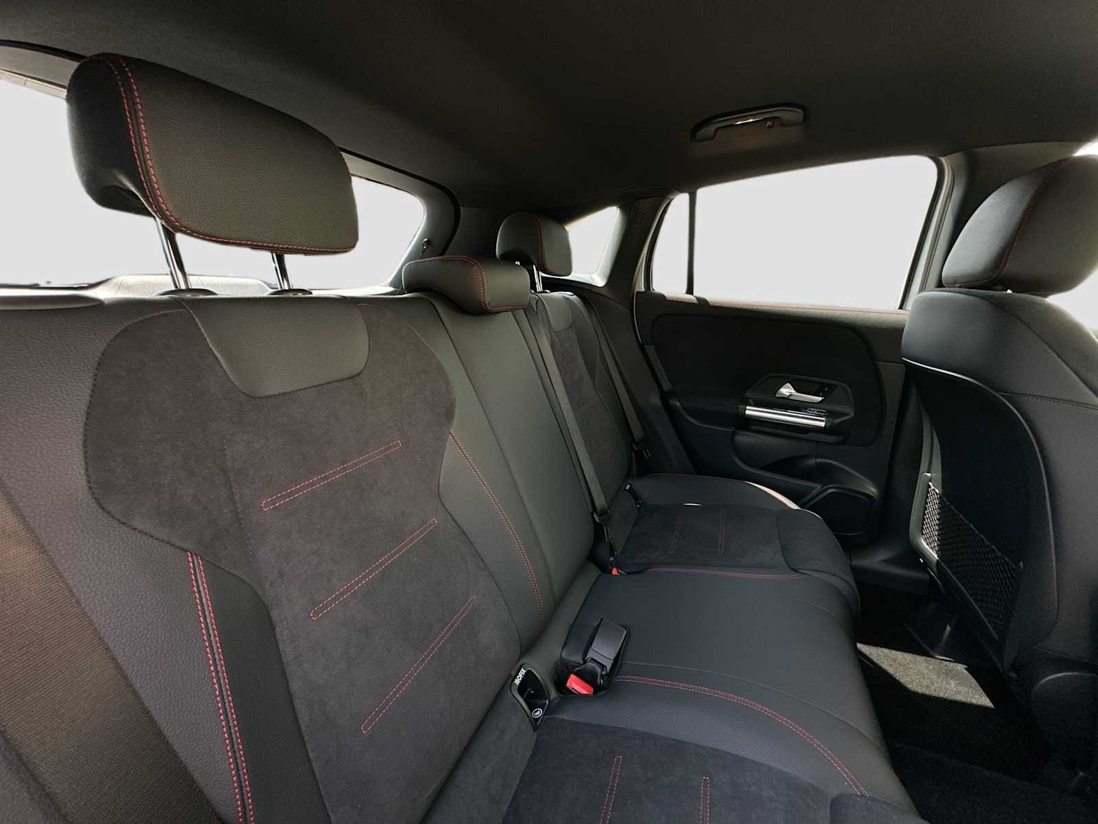 Used 2026 Mercedes-Benz GLA 250 image 26
