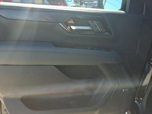 New 2026 GMC Yukon XL AT4 image 13