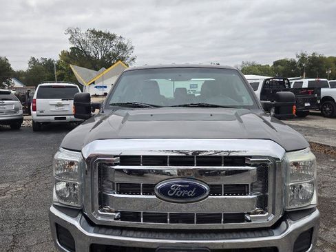 Used 2014 Ford F250 XL w/ Power Equipment Group image 2