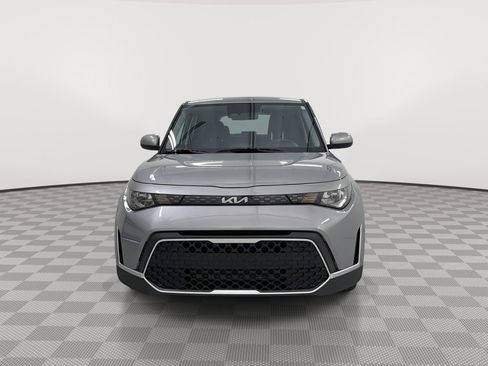 Used 2025 Kia Soul LX image 4