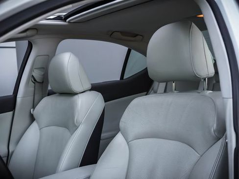 Used 2012 Lexus IS 250 w/ Premium Pkg Value Edition RWD image 10