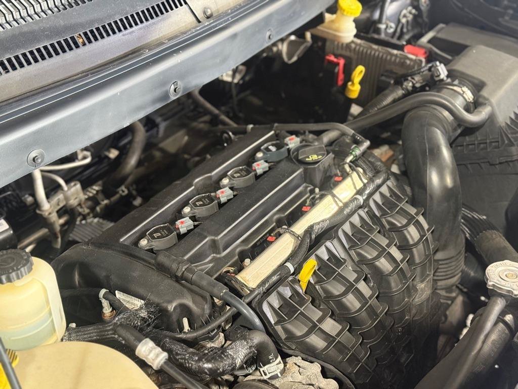 Used 2016 Dodge Journey SXT w/ Blacktop Package FWD image 33