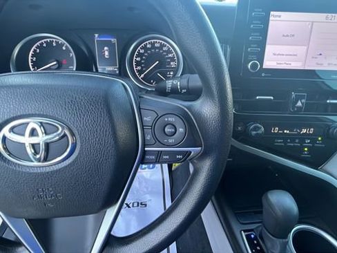 Used 2022 Toyota Camry LE image 16