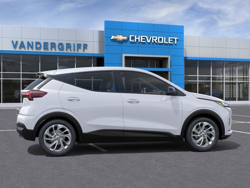 New 2027 Chevrolet Bolt LT image 27