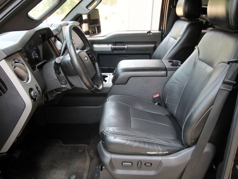 Used 2015 Ford F250 Lariat w/ Chrome Package AWD/4WD image 20
