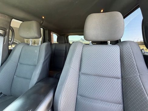 Used 2021 Jeep Grand Cherokee Laredo RWD image 12