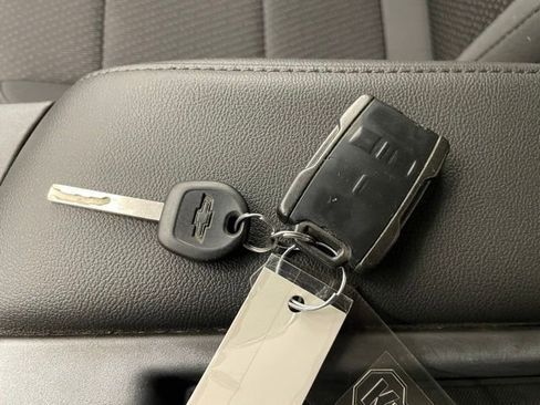 Used 2020 Chevrolet Silverado 1500 Custom Trail Boss w/ Custom Convenience Package image 19