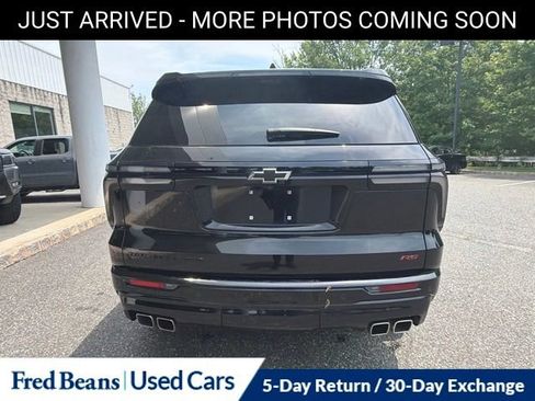 Used 2024 Chevrolet Traverse RS AWD/4WD image 7