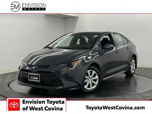 Used 2026 Toyota Corolla LE FWD image 1