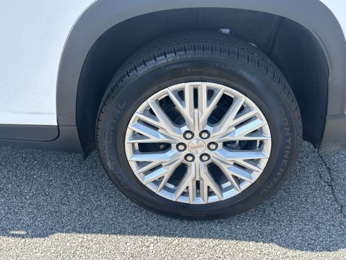 Used 2026 GMC Acadia Elevation w/ Elevation Premium Package FWD image 19
