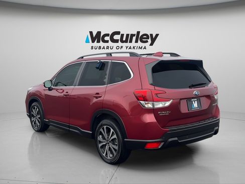 Used 2020 Subaru Forester Limited AWD/4WD image 3