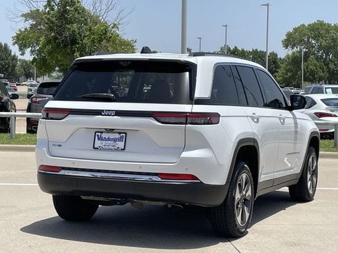 Used 2022 Jeep Grand Cherokee Limited 4xe w/ Luxury Tech Group II AWD/4WD image 4
