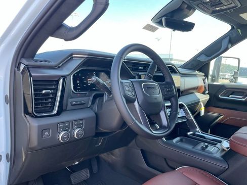 New 2026 GMC Sierra 2500 Denali Ultimate AWD/4WD image 10