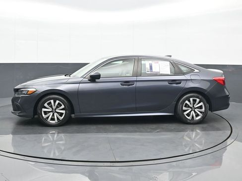 Used 2022 Honda Civic LX image 3