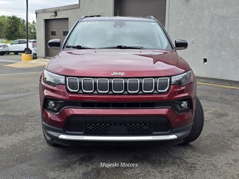 Used 2022 Jeep Compass Limited image 2