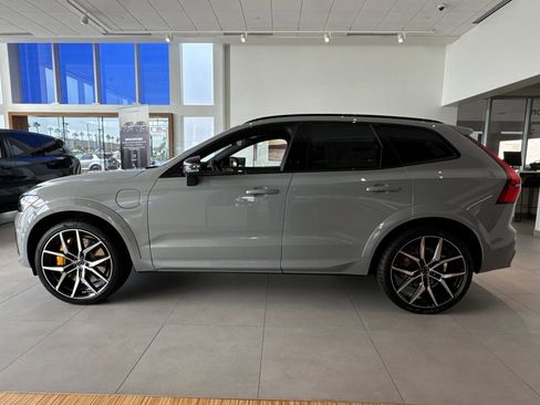 New 2026 Volvo XC60 T8 Polestar w/ Protection Package Premier AWD/4WD image 5