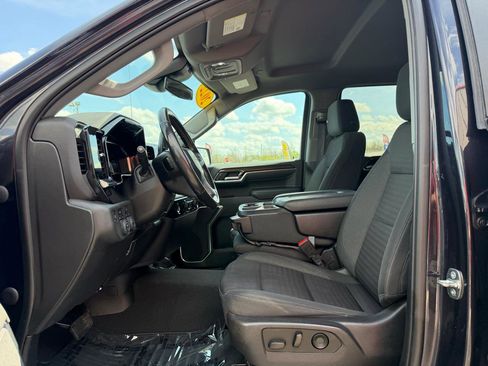 Used 2022 Chevrolet Silverado 1500 LT image 14