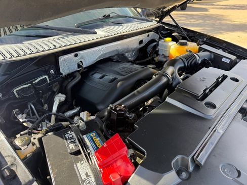 Used 2016 Ford Expedition EL XLT w/ Equipment Group 202A image 38