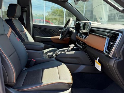 New 2026 GMC Canyon AT4 w/ AT4 Premium Package AWD/4WD image 30