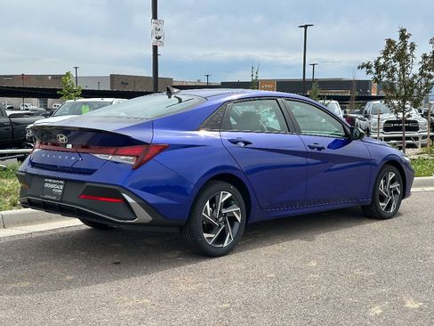 New 2025 Hyundai Elantra Sport image 4