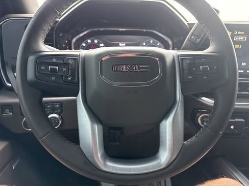 Used 2024 GMC Sierra 3500 SLT w/ SLT Premium Package image 39