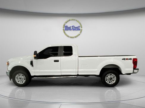 Used 2021 Ford F250 XL w/ Power Equipment Group AWD/4WD image 2