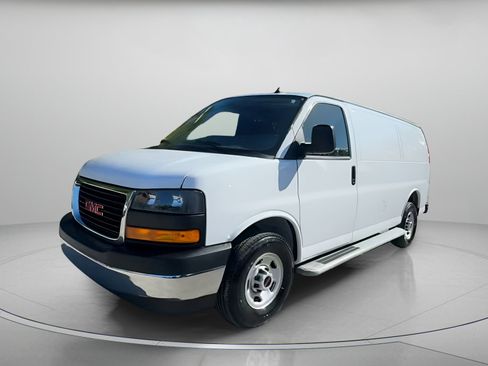 Used 2024 GMC Savana 2500 w/ Driver Convenience Package image 11