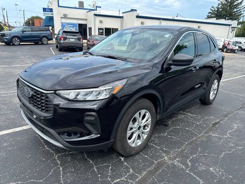 Used 2024 Ford Escape Active AWD/4WD image 8