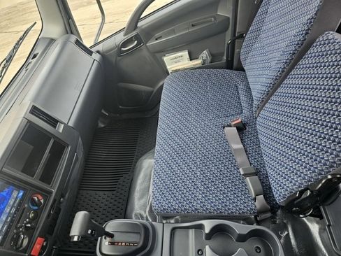 New 2025 Chevrolet Low Cab Forward 5500XG image 21