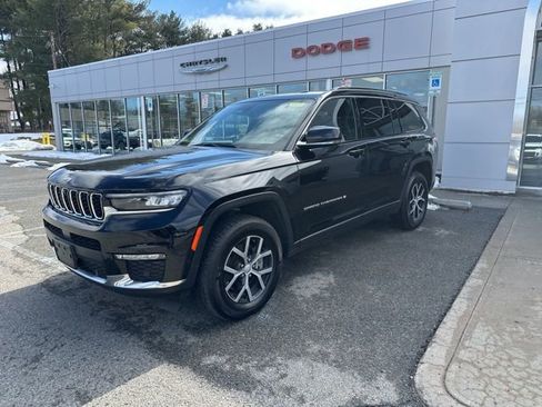 Certified 2024 Jeep Grand Cherokee L Limited w/ Luxury Tech Group II image 2