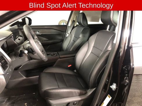 Used 2026 Nissan Rogue SL AWD/4WD image 11