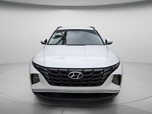 Used 2023 Hyundai Tucson SEL FWD image 3