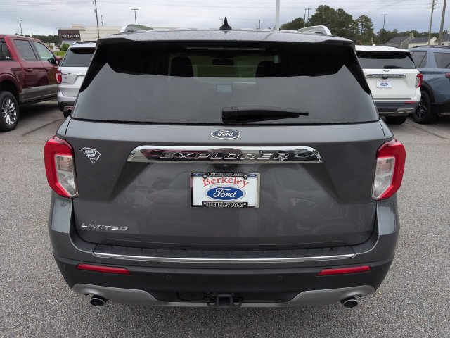 Used 2023 Ford Explorer Limited w/ Equipment Group 301A RWD image 5