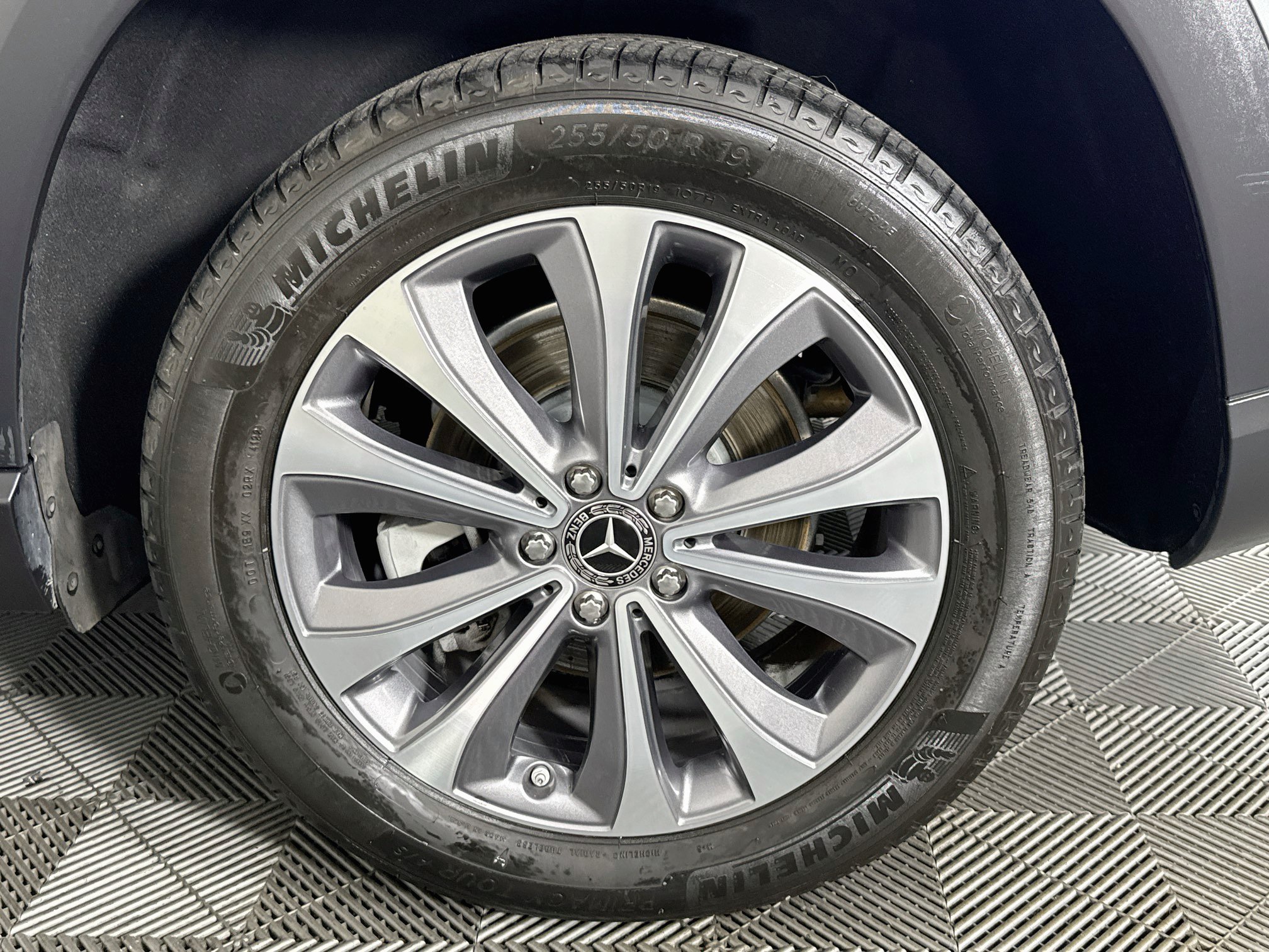Used 2023 Mercedes-Benz GLE 350 w/ Premium Package image 63