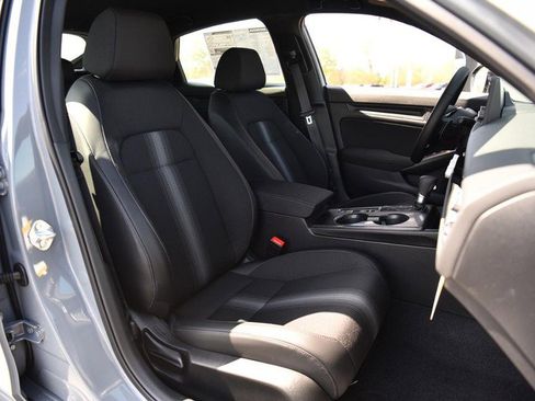 New 2025 Honda Civic Sport image 19