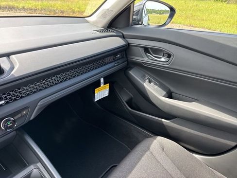 New 2026 Honda Accord SE image 24