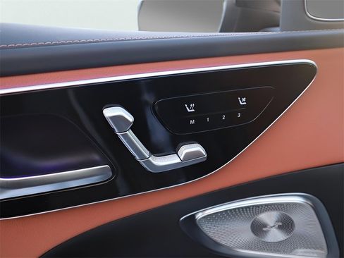 New 2026 Mercedes-Benz C 43 AMG 4MATIC Sedan image 26