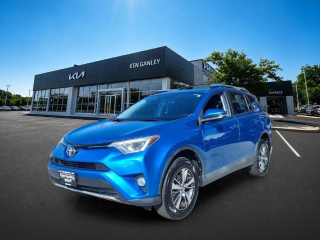 Used 2016 Toyota RAV4 XLE w/ Cargo Management Package AWD/4WD image 1
