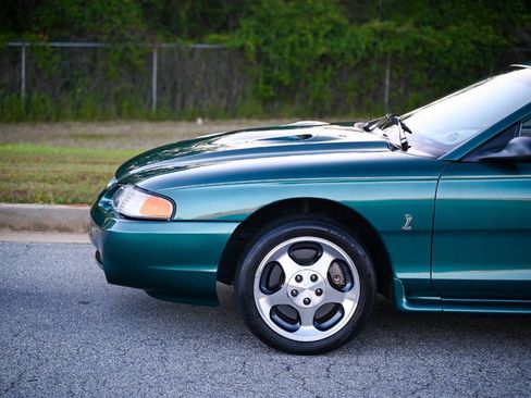 Used 1997 Ford Mustang Cobra image 9