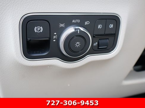 Certified 2023 Mercedes-Benz GLA 250 4MATIC image 23