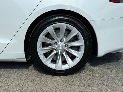 Used 2017 Tesla Model S 75D AWD/4WD image 17