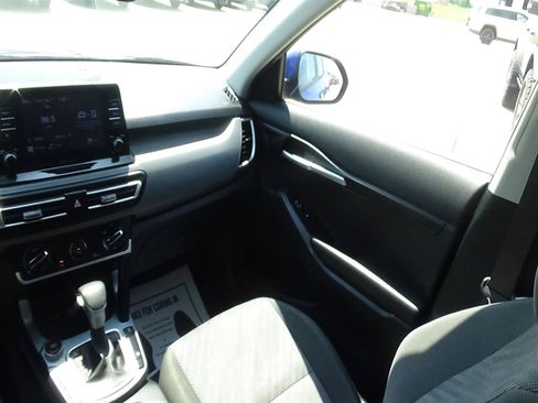 Used 2023 Kia Seltos LX AWD/4WD image 13