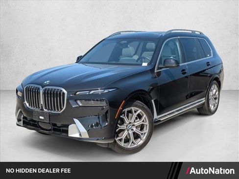 Used 2024 BMW X7 xDrive40i w/ Premium Package AWD/4WD image 1