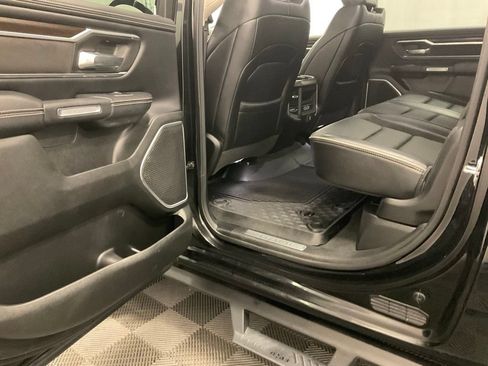 Used 2022 RAM 1500 Laramie AWD/4WD image 27