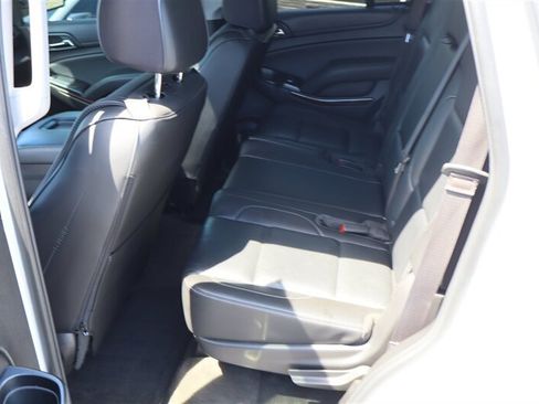Used 2015 GMC Yukon SLT w/ Open Road Package AWD/4WD image 11