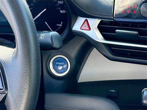 Used 2022 Toyota Sienna LE image 24