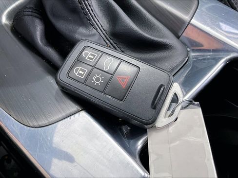 Used 2016 Volvo S60 T5 image 15