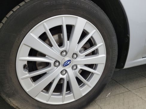 Used 2018 Subaru Impreza 2.0i Premium w/ Eyesight & BSD & Rcta image 31